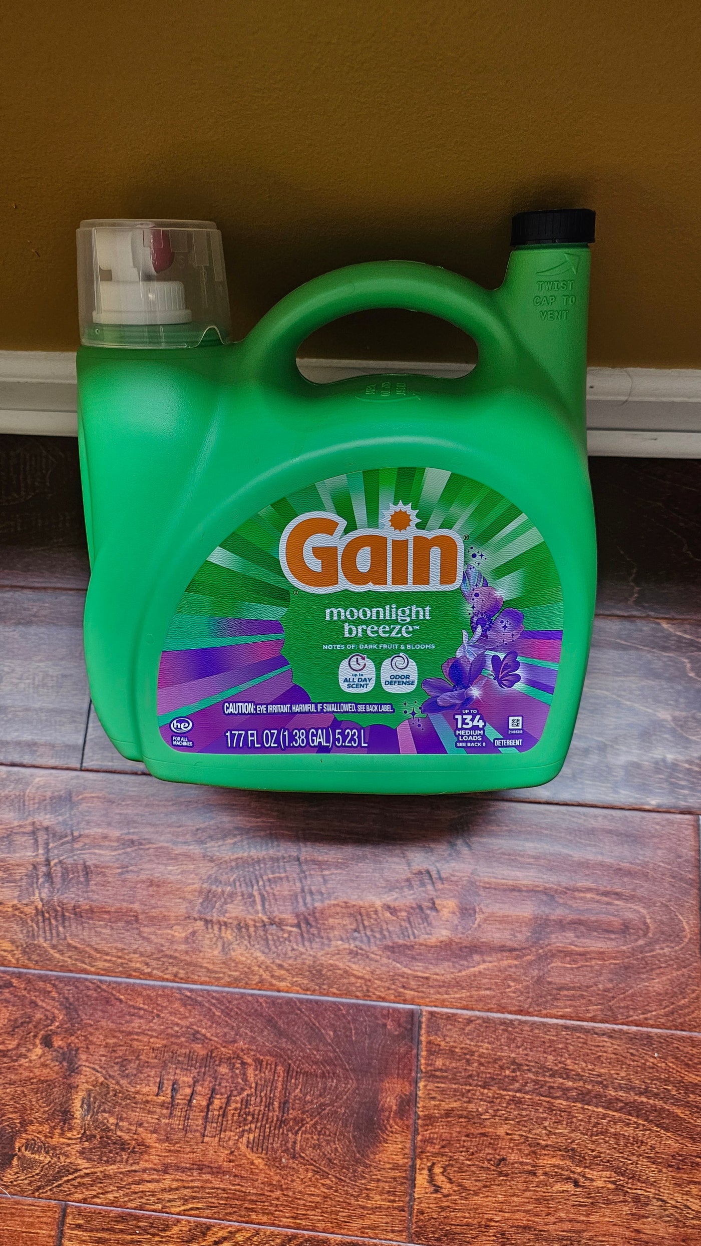 Gain Liquid Laundry Detergent with Odor Defense - Moonlight Breeze, 177 fl oz